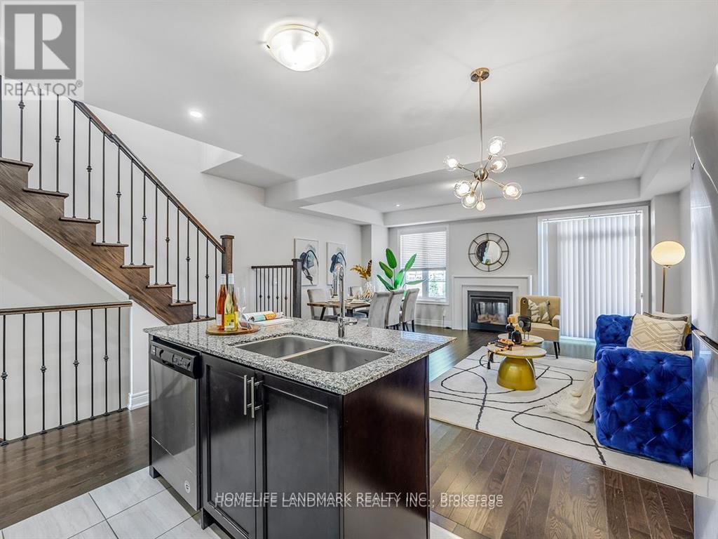 100 Christine Elliot Avenue, Whitby, Ontario  L1P 0B5 - Photo 12 - E12655200