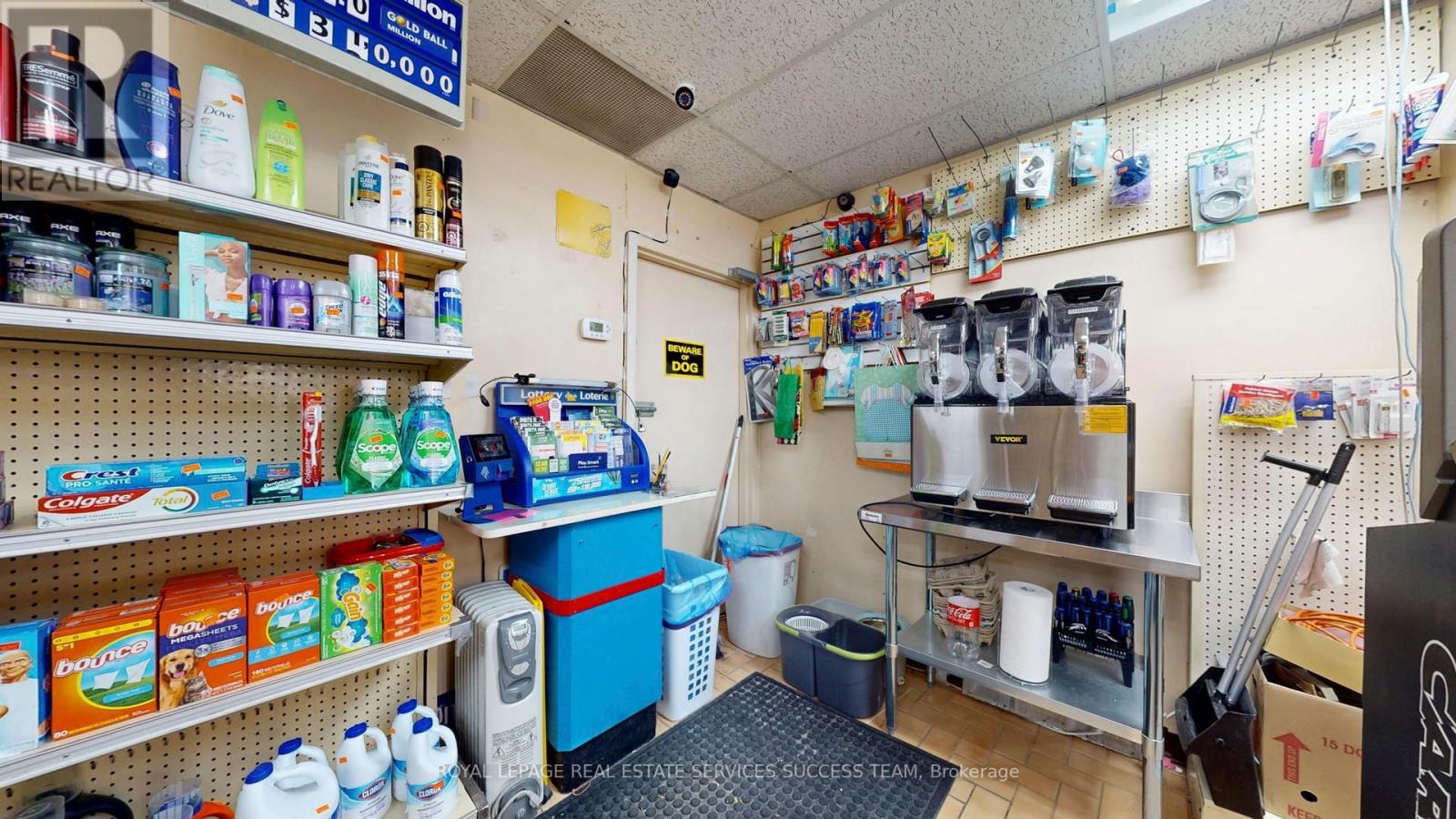 404 Woodfield Road, Toronto, Ontario  M4L 2X1 - Photo 14 - E12655220