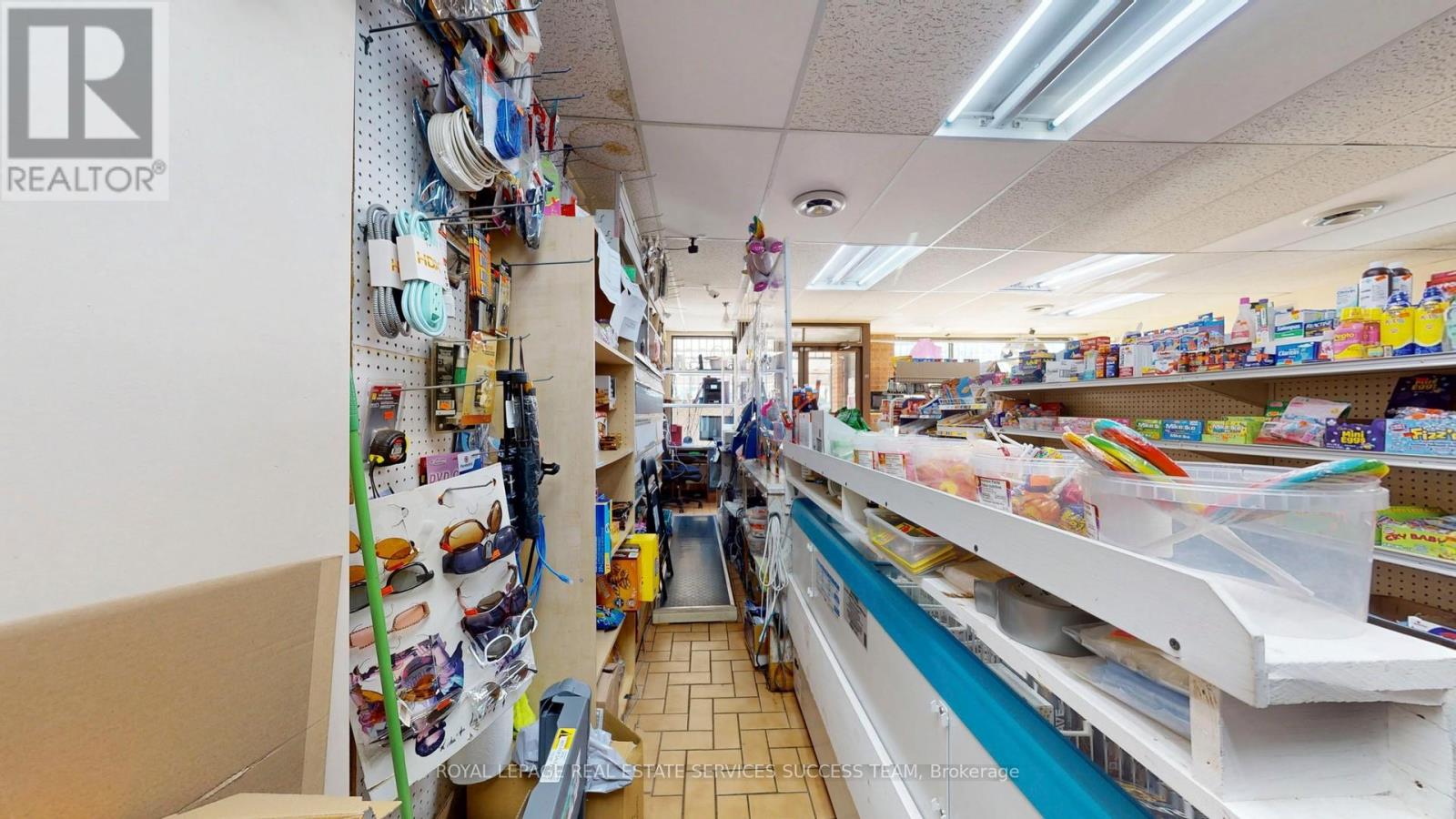 404 Woodfield Road, Toronto, Ontario  M4L 2X1 - Photo 16 - E12655220