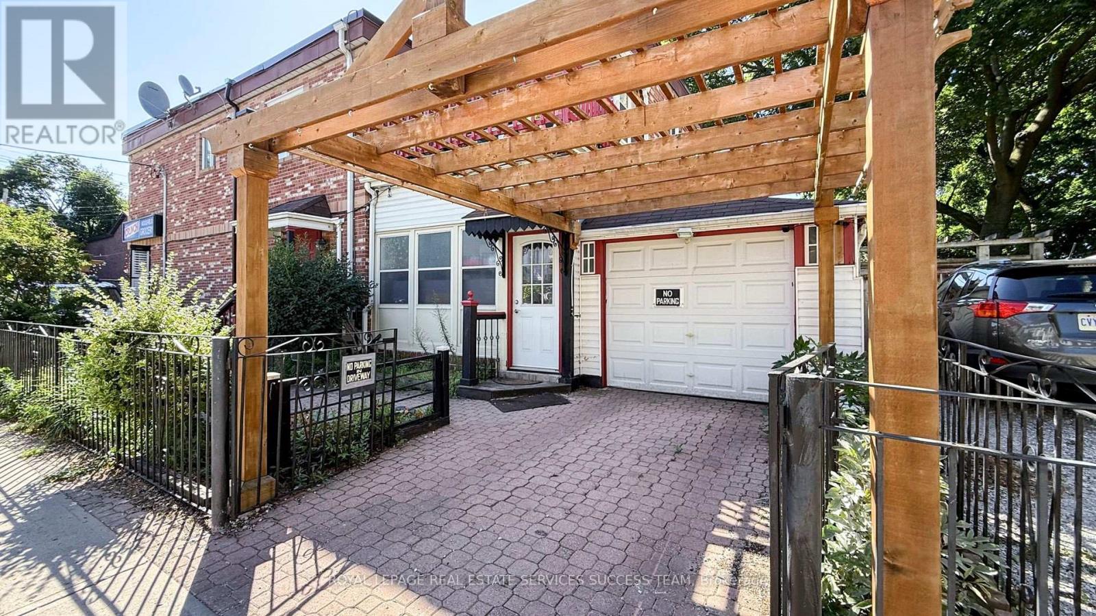 404 Woodfield Road, Toronto, Ontario  M4L 2X1 - Photo 37 - E12655220