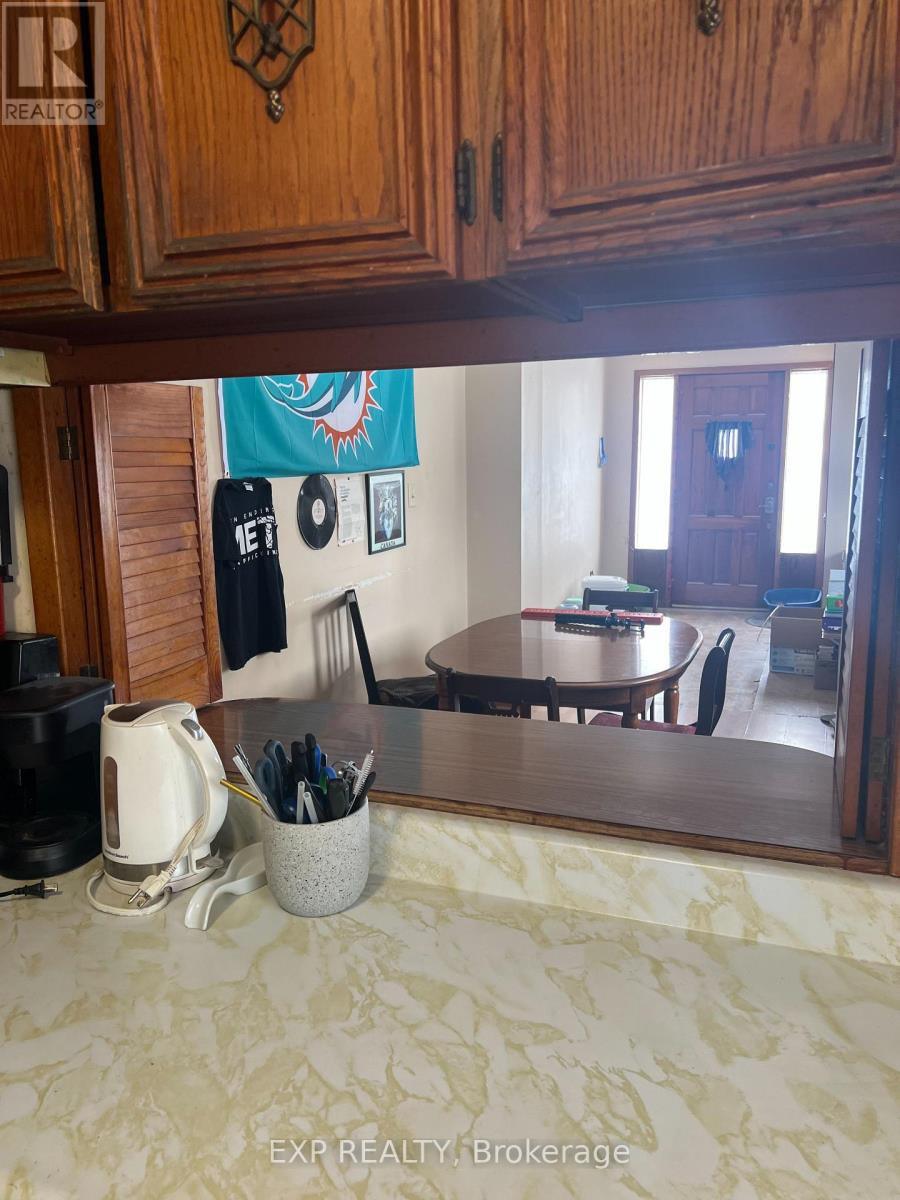 3160 Ravenshoe Road, Georgina, Ontario  L9P 1R2 - Photo 7 - N12655210