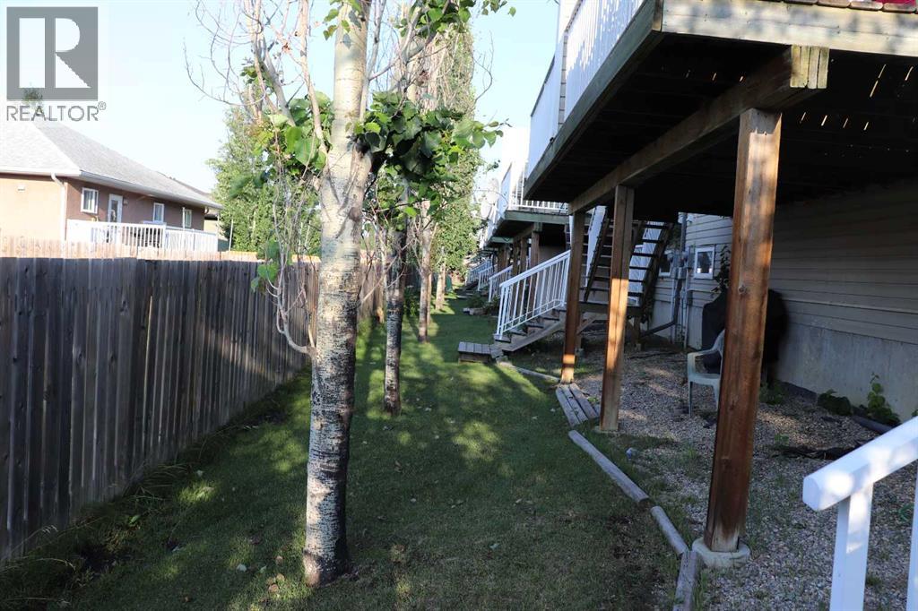 2, 1616 41 Street, Edson, Alberta  T7E 0A5 - Photo 3 - A2276591