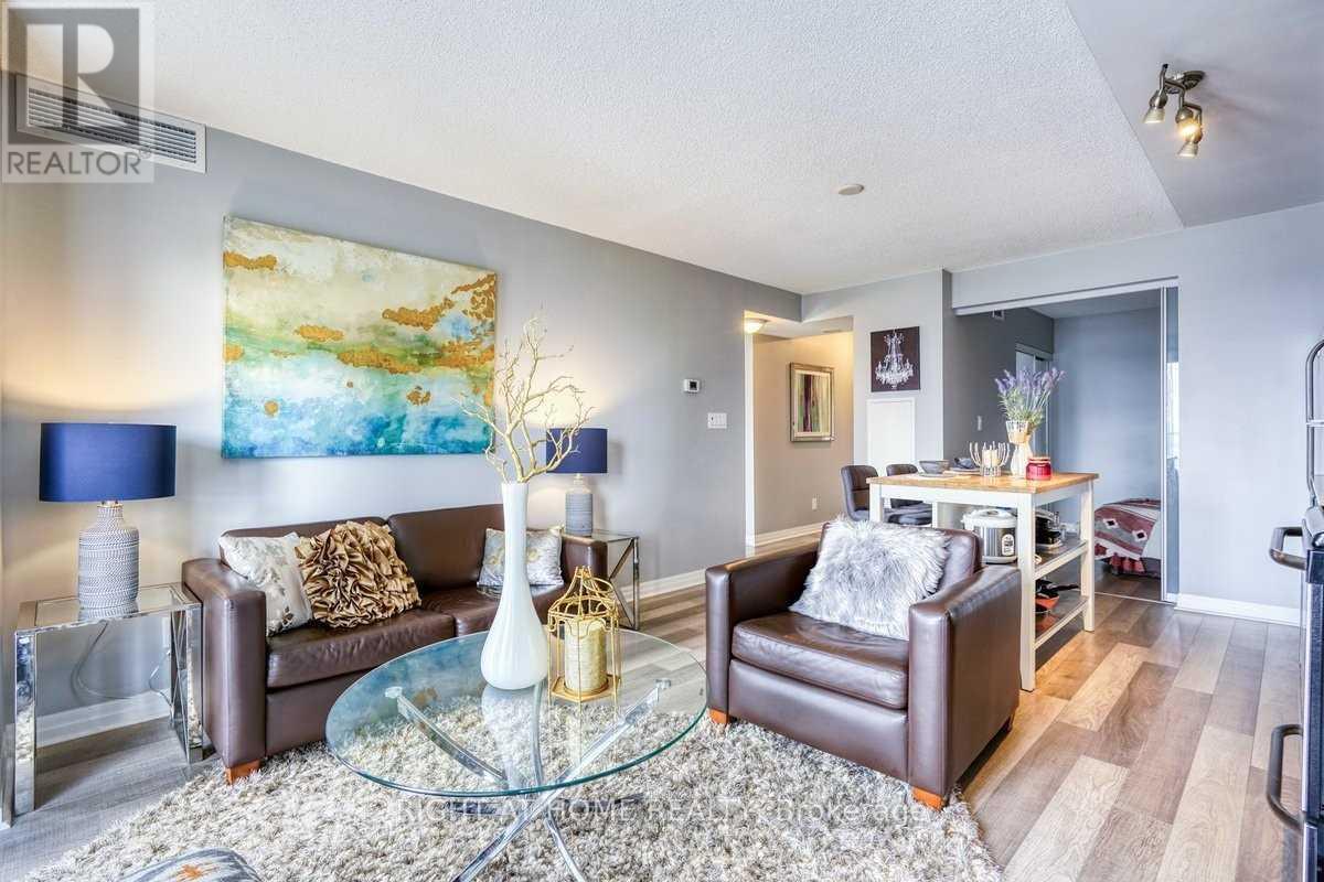 1111 - 2015 Sheppard Avenue E, Toronto, Ontario  M2J 1W6 - Photo 13 - C12655226