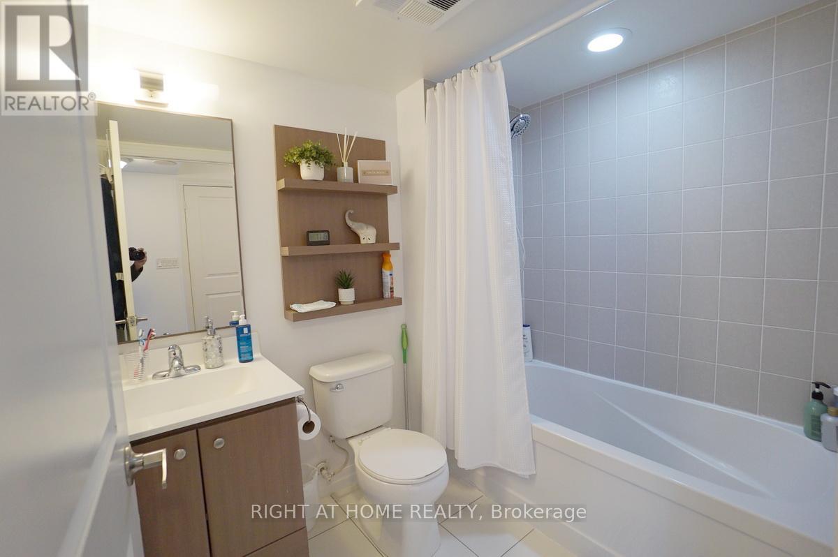 1111 - 2015 Sheppard Avenue E, Toronto, Ontario  M2J 1W6 - Photo 17 - C12655226