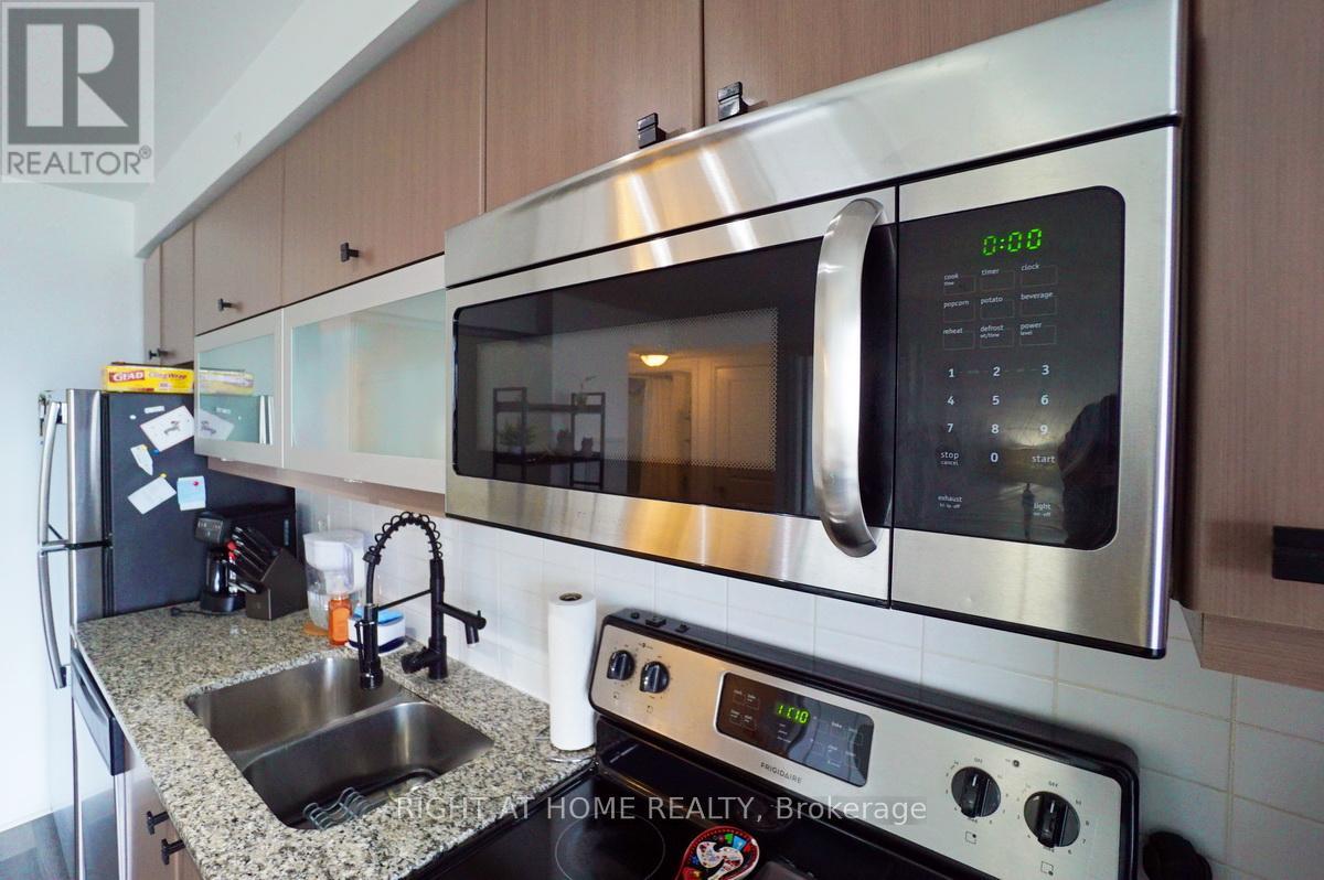 1111 - 2015 Sheppard Avenue E, Toronto, Ontario  M2J 1W6 - Photo 4 - C12655226