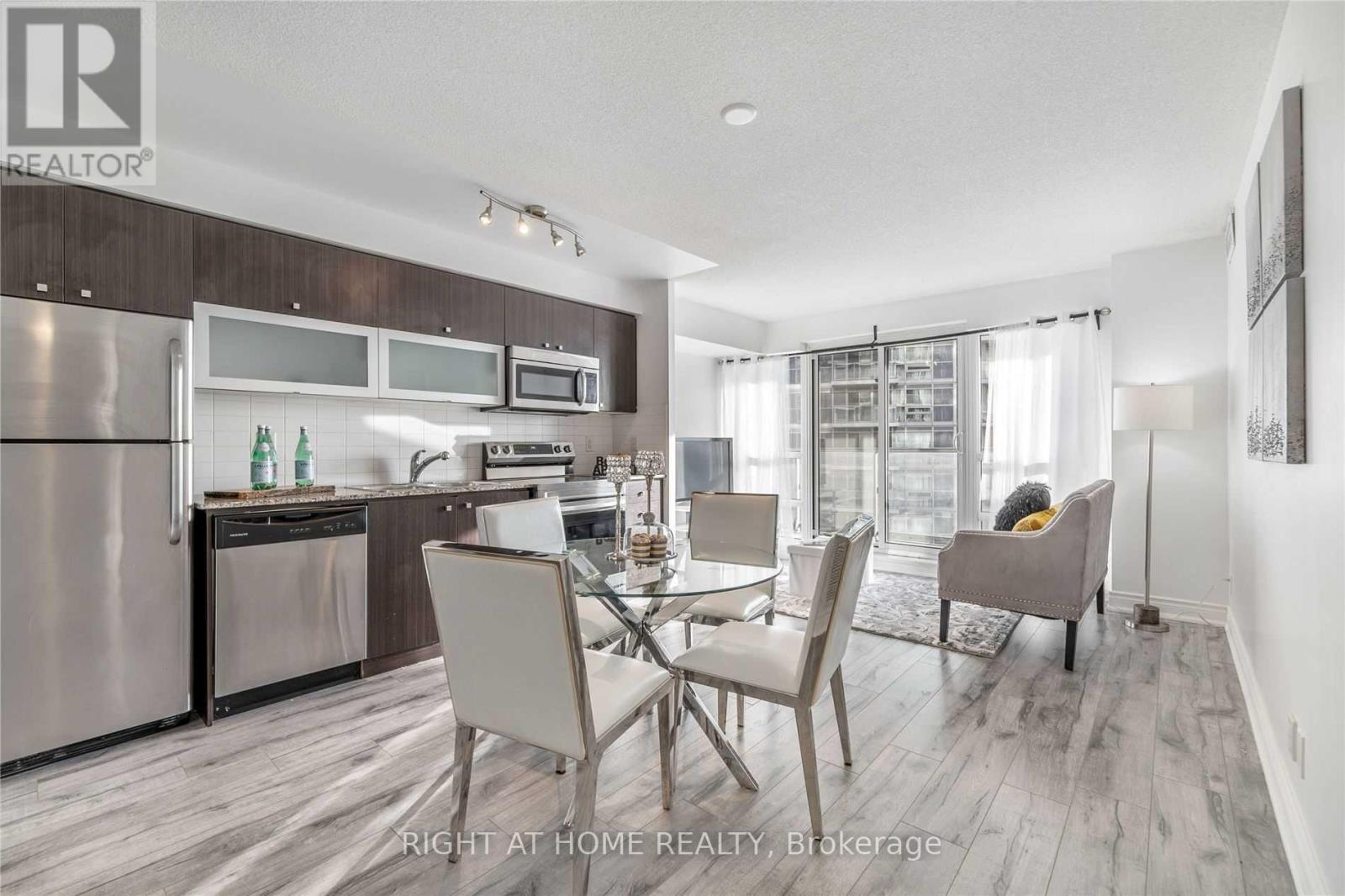 1111 - 2015 Sheppard Avenue E, Toronto, Ontario  M2J 1W6 - Photo 46 - C12655226