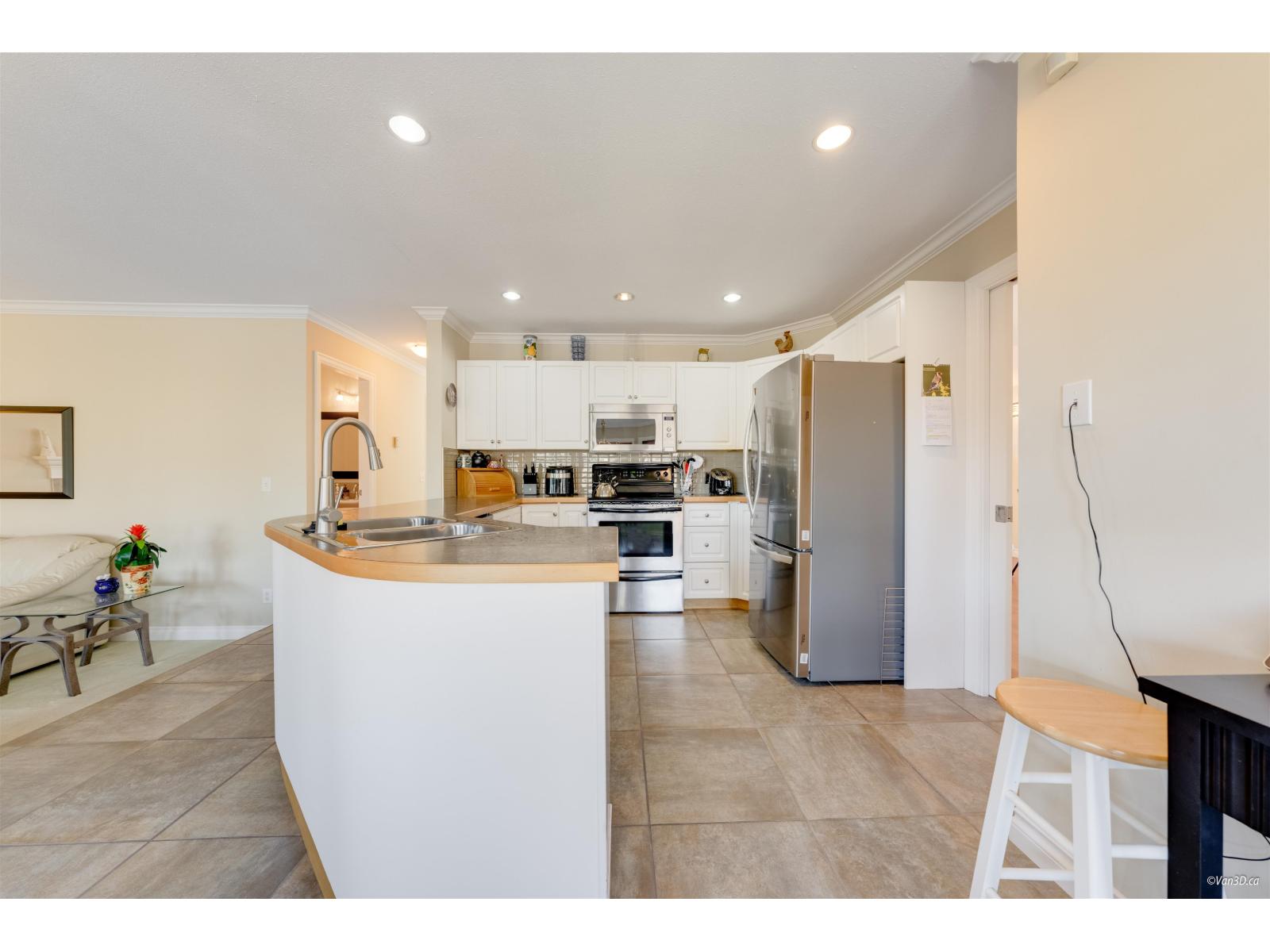 15303 28a Avenue, Surrey, British Columbia  V4P 1G4 - Photo 12 - R3052603