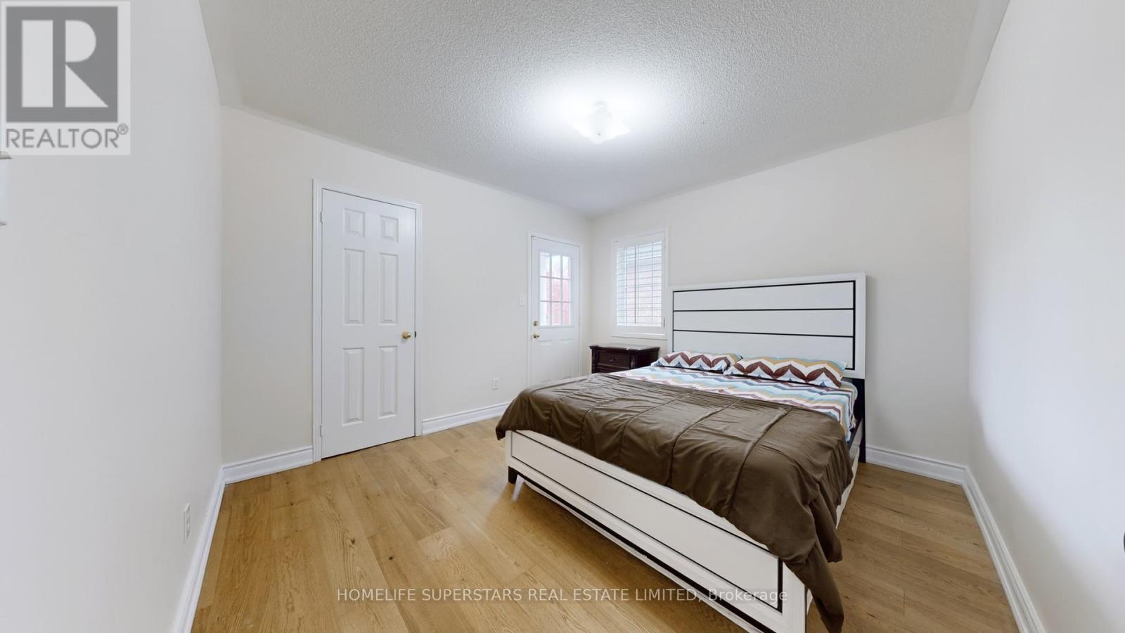 4783 Apple Blossom Circle E, Mississauga, Ontario  L5V 3C7 - Photo 32 - W12655232