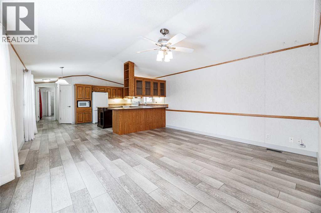 2152 Danielle Drive, Red Deer, Alberta  T4R 2Z8 - Photo 14 - A2269863