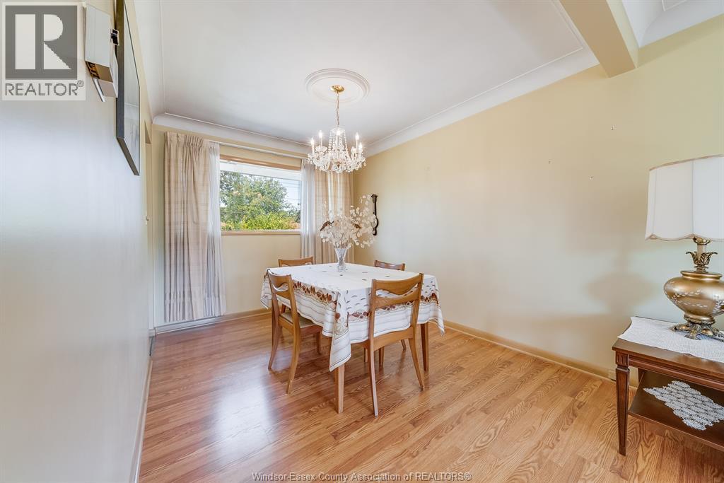 744 Lynn, Windsor, Ontario  N9G 1G7 - Photo 9 - 25025193