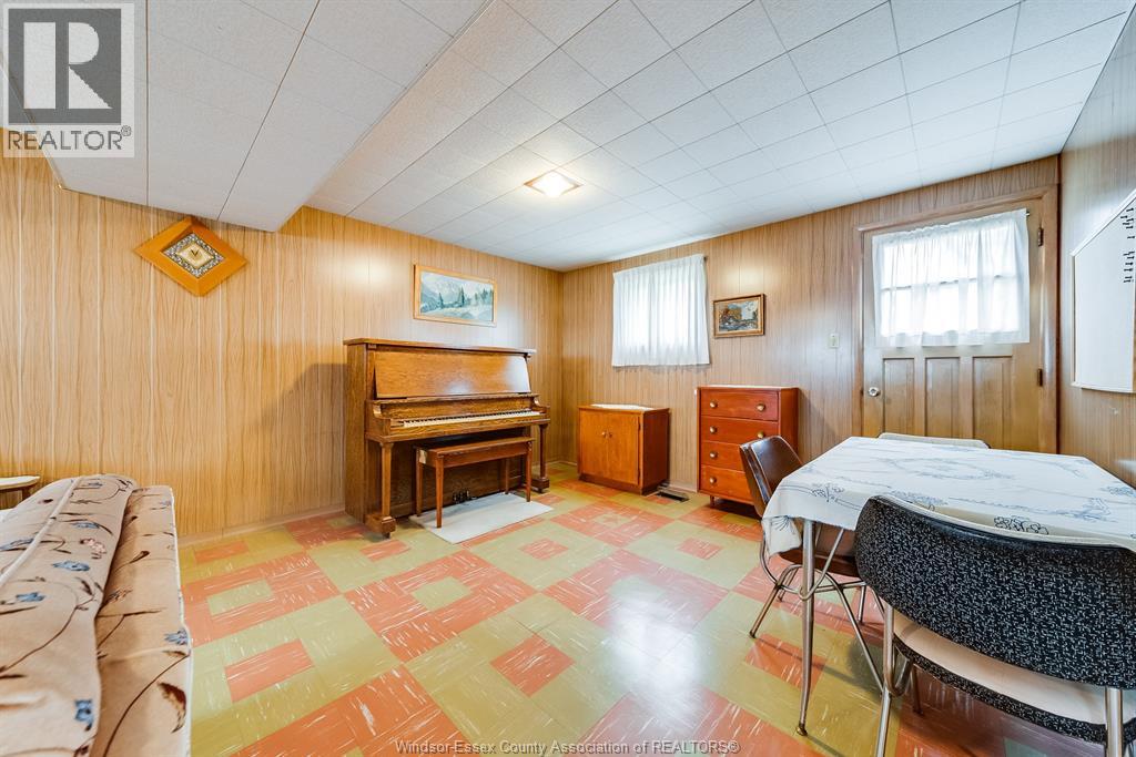 744 Lynn, Windsor, Ontario  N9G 1G7 - Photo 29 - 25025193
