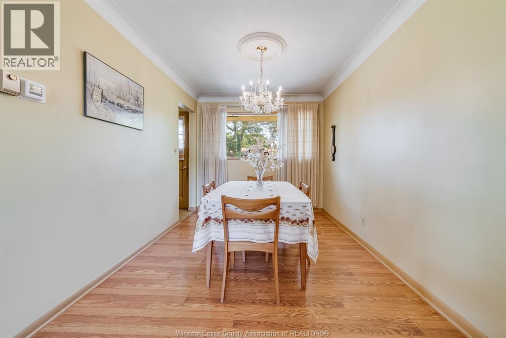 744 Lynn, Windsor, Ontario  N9G 1G7 - Photo 10 - 25025193