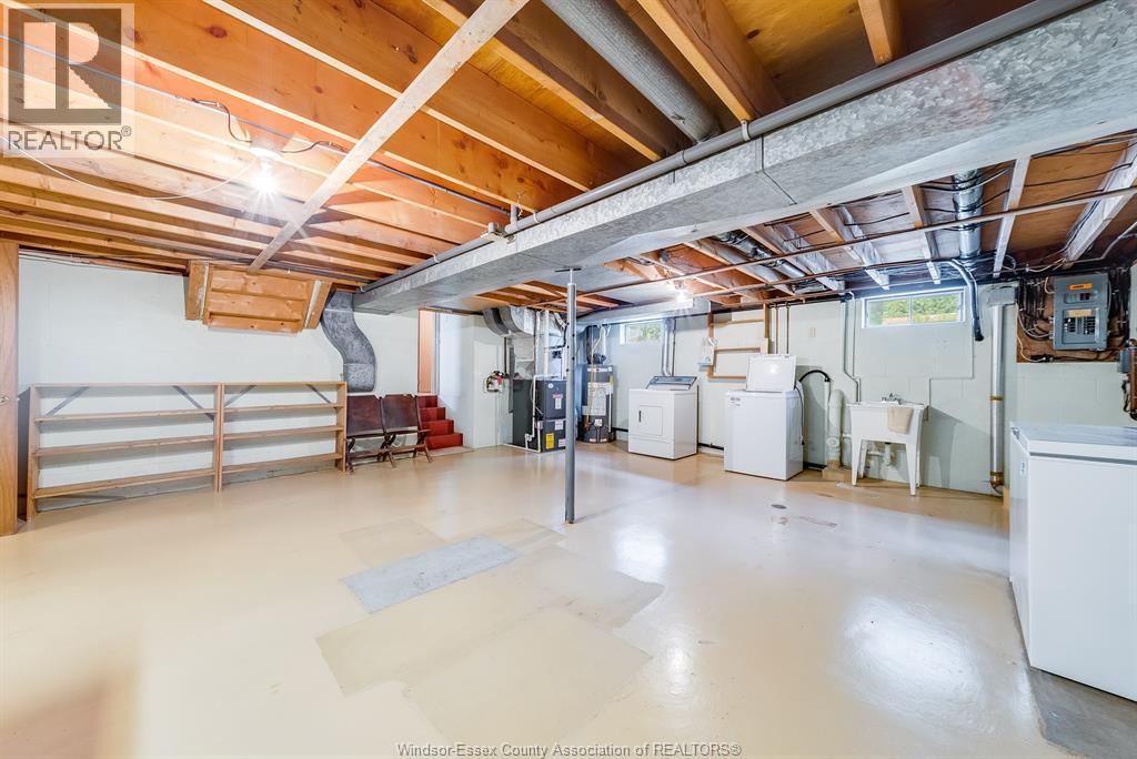 744 Lynn, Windsor, Ontario  N9G 1G7 - Photo 36 - 25025193