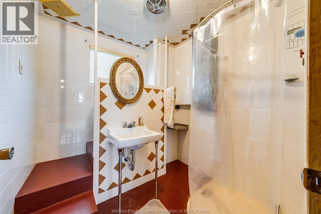 744 Lynn, Windsor, Ontario  N9G 1G7 - Photo 31 - 25025193