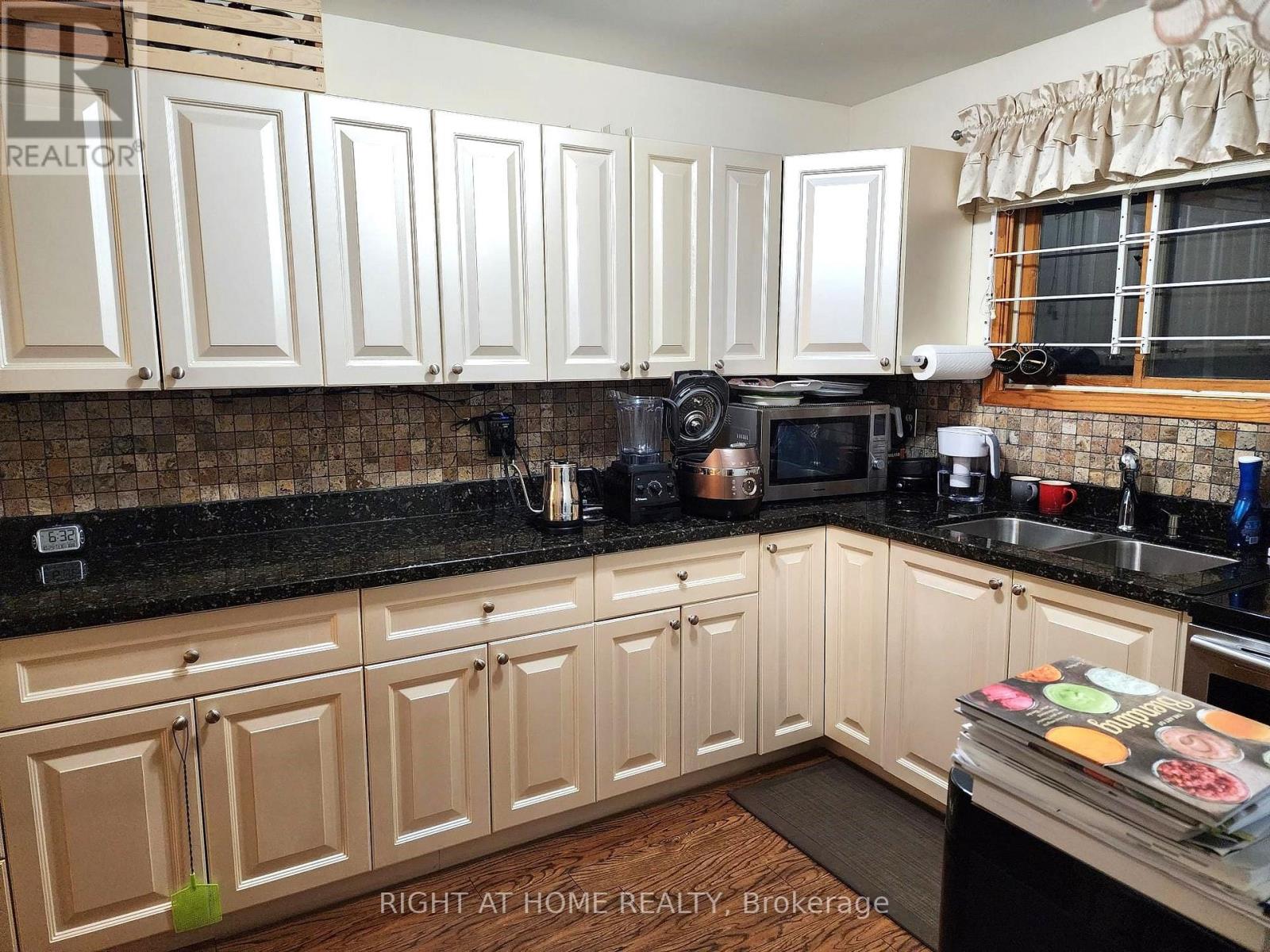 23565 Lake Ridge Road, Brock, Ontario  L0E 1E0 - Photo 8 - N12655234