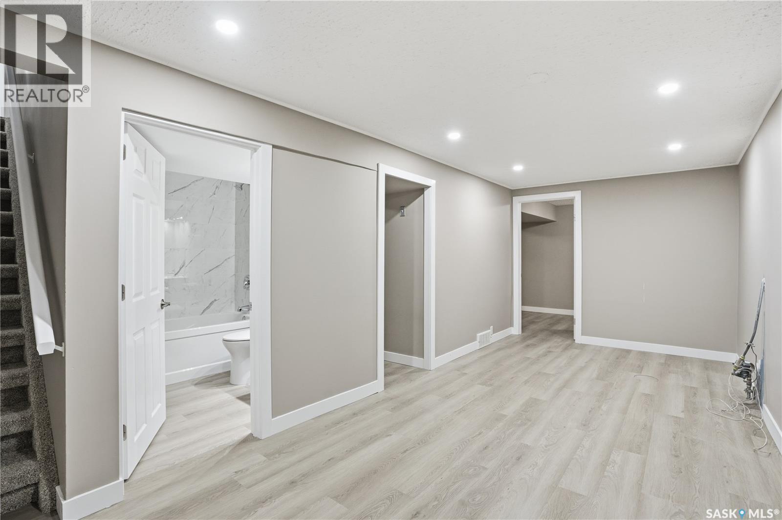 869 Macklem Drive, Saskatoon, Saskatchewan  S7L 4K1 - Photo 22 - SK026009