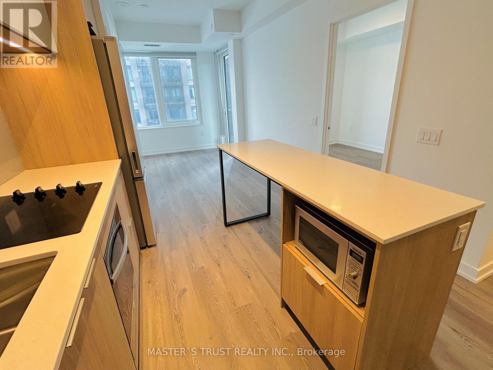 2007 - 395 Square One Drive, Mississauga, Ontario  L5B 0P6 - Photo 5 - W12655240