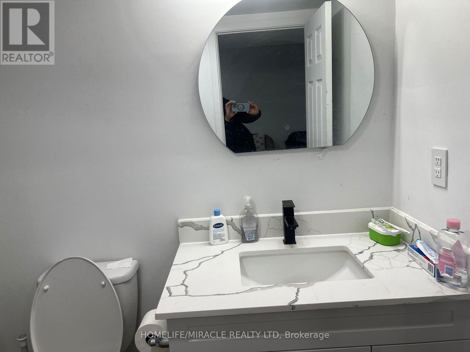 115 Tiller Trail, Brampton, Ontario  L6X 4S9 - Photo 13 - W12655242