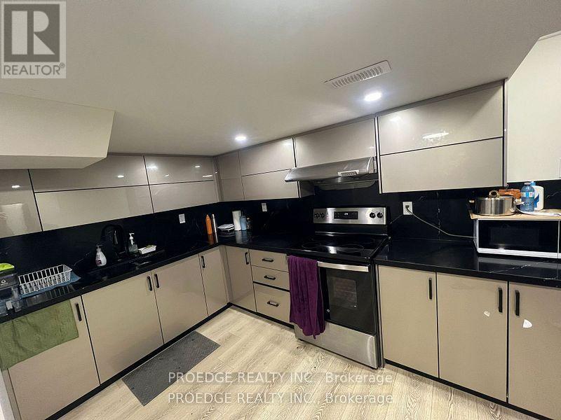 BSMT - 18 FIRESIDE DRIVE, Brampton, Ontario