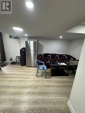 Bsmt - 18 Fireside Drive, Brampton, Ontario  L7A 1P4 - Photo 11 - W12655244