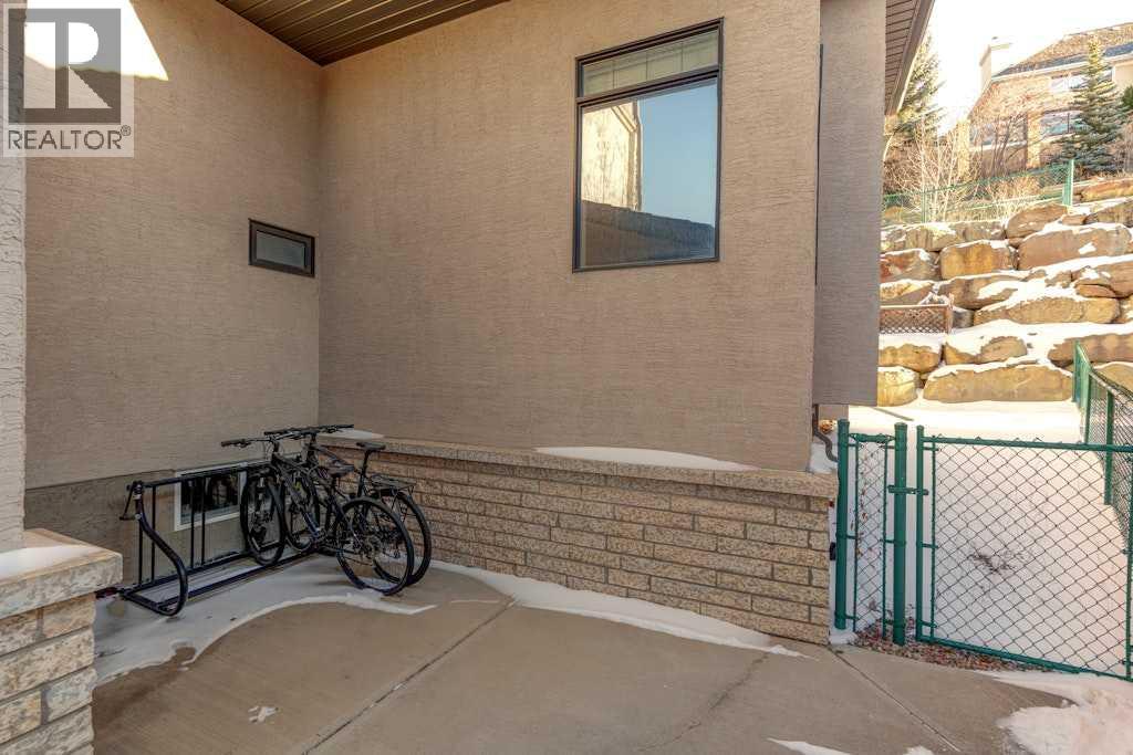 19 Sienna Ridge Bay Sw, Calgary, Alberta  T3H 3T2 - Photo 48 - A2276087