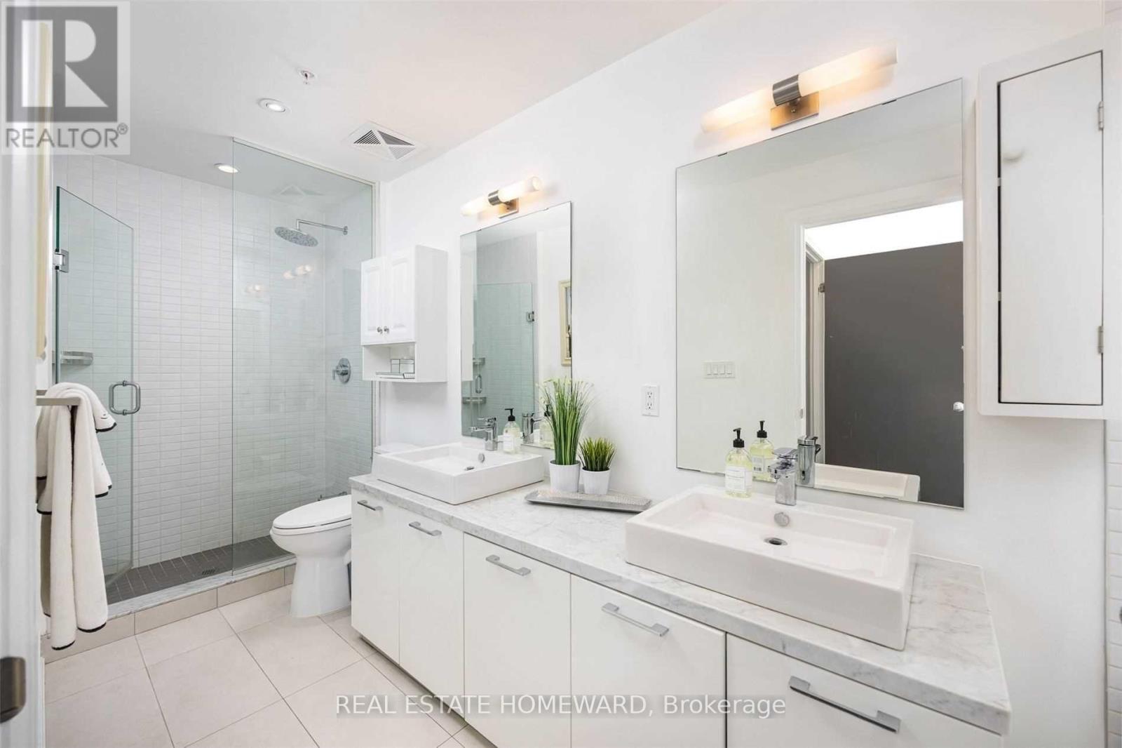 Ph7 - 2 Bellefair Avenue, Toronto, Ontario  M4L 3T8 - Photo 18 - E12655306