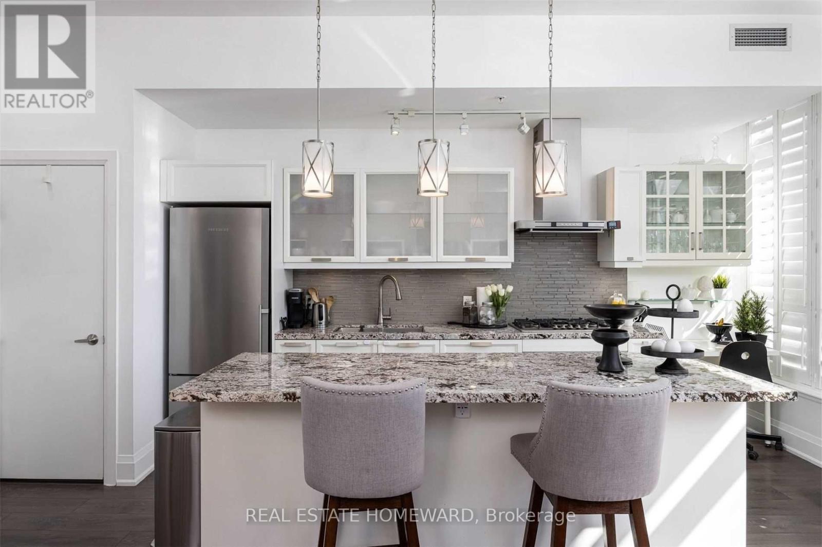 Ph7 - 2 Bellefair Avenue, Toronto, Ontario  M4L 3T8 - Photo 2 - E12655306