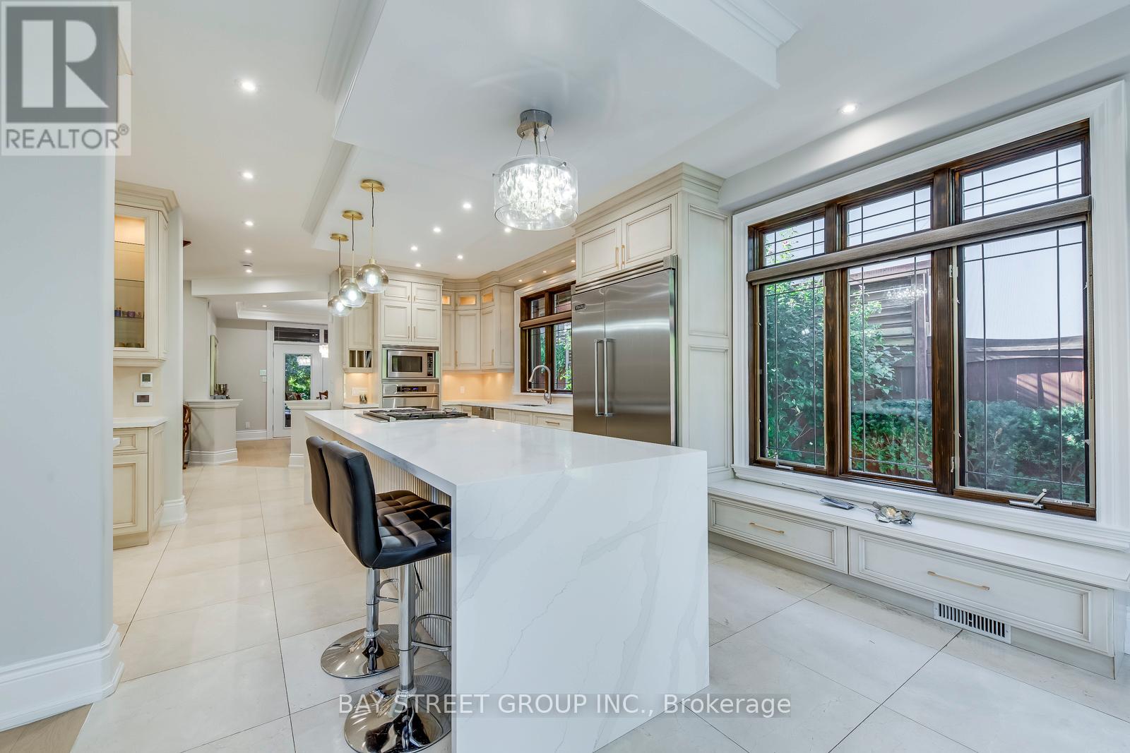 452 Avon Crescent, Oakville, Ontario  L6J 2T3 - Photo 21 - W12655302