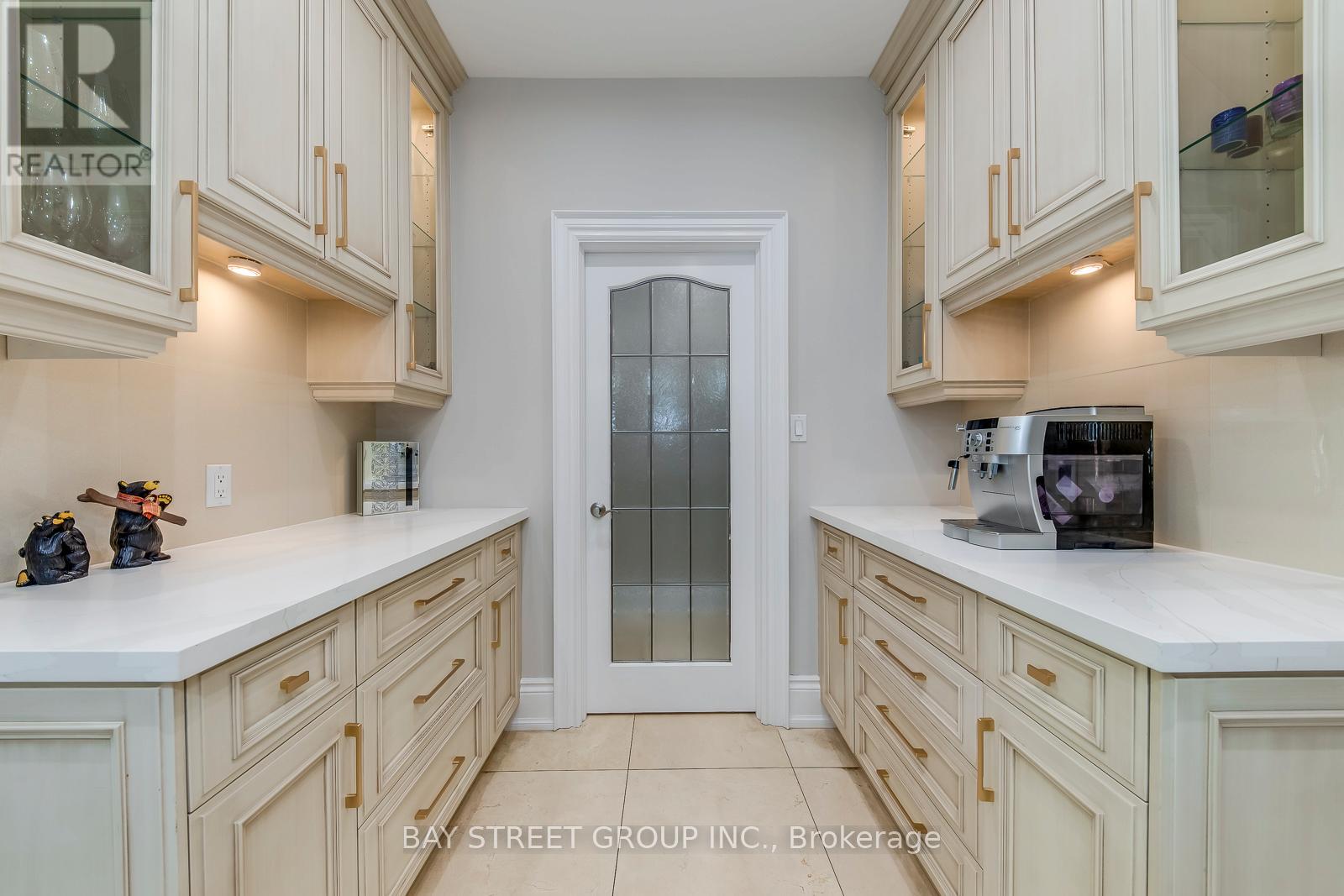 452 Avon Crescent, Oakville, Ontario  L6J 2T3 - Photo 23 - W12655302