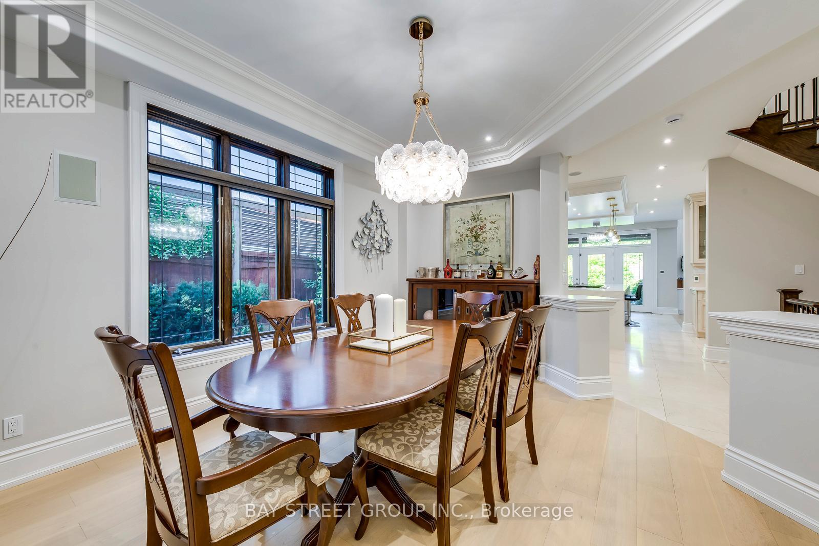 452 Avon Crescent, Oakville, Ontario  L6J 2T3 - Photo 24 - W12655302