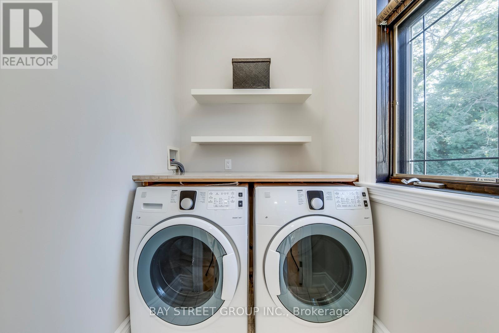 452 Avon Crescent, Oakville, Ontario  L6J 2T3 - Photo 38 - W12655302