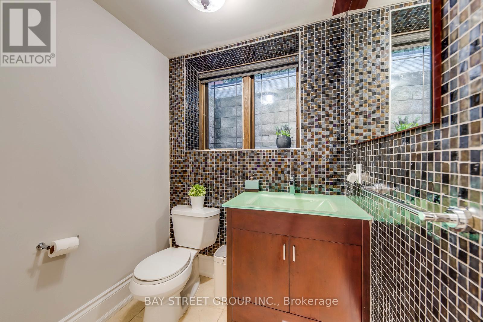 452 Avon Crescent, Oakville, Ontario  L6J 2T3 - Photo 47 - W12655302