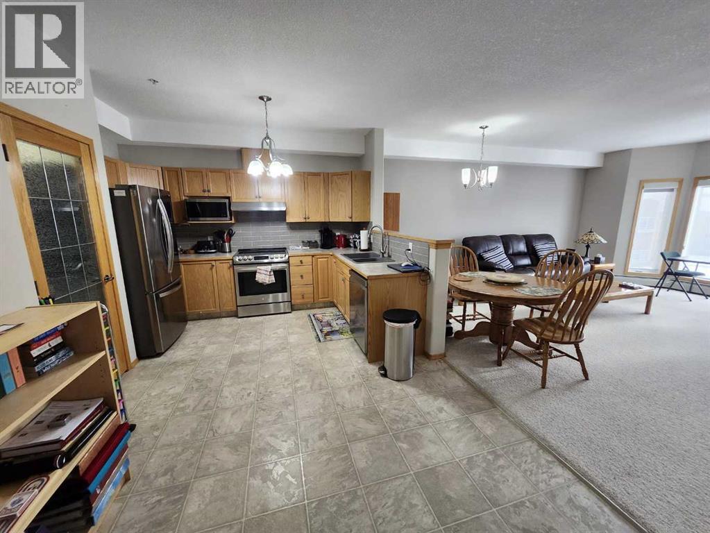 225, 2020 32 Street S, Lethbridge, Alberta  T1K 7T9 - Photo 5 - A2273693