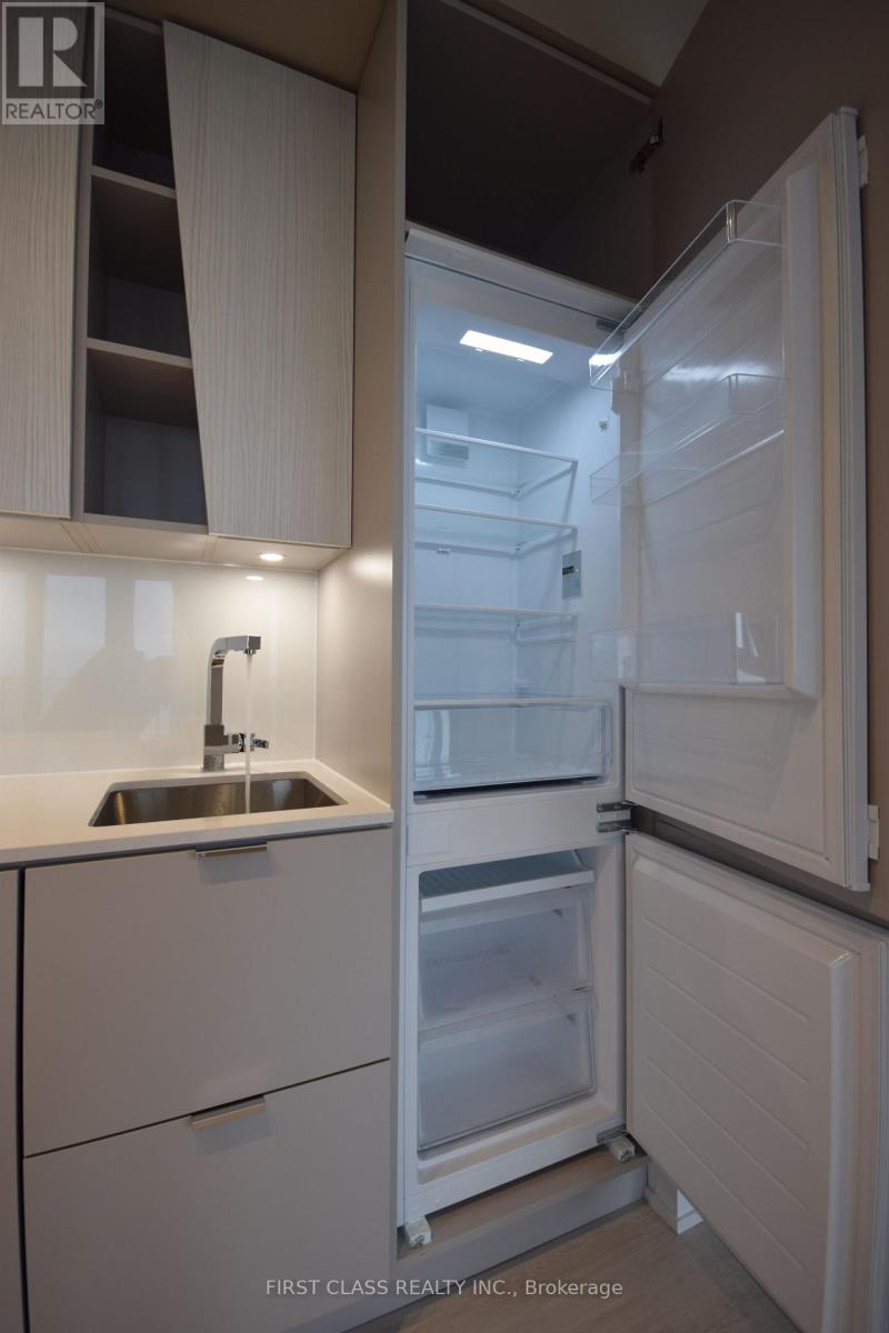 2805 - 3883 Quartz Road, Mississauga, Ontario  L5B 0M4 - Photo 23 - W12655310