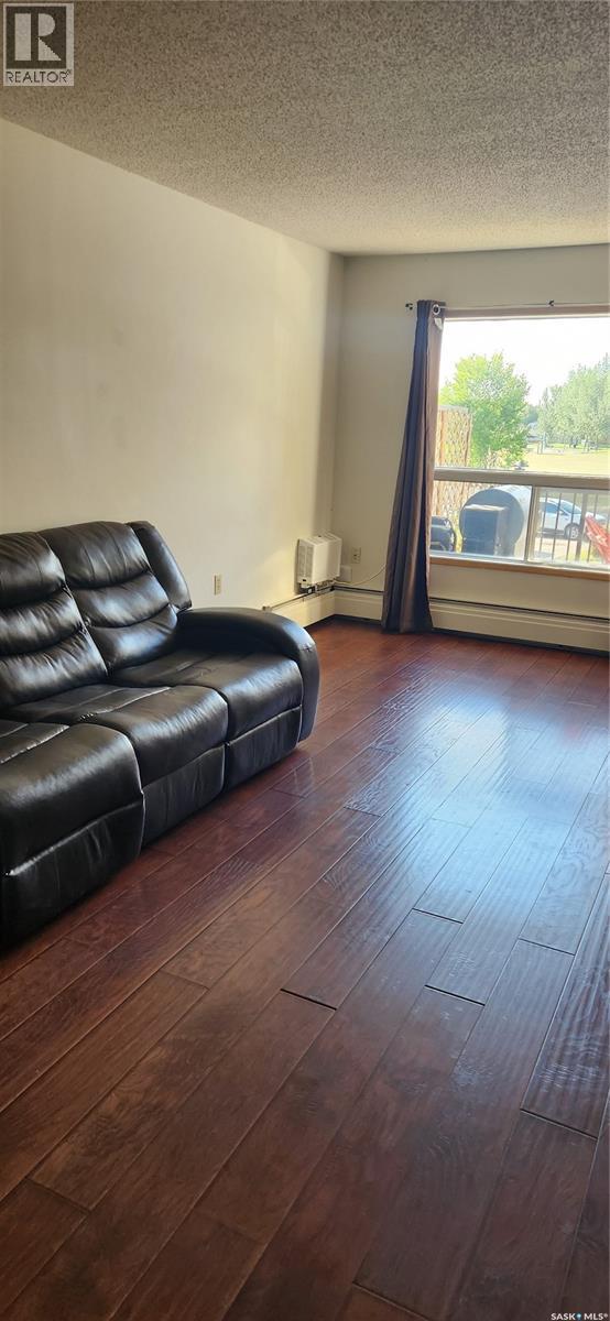 202-B 1350 Gordon Road, Moose Jaw, Saskatchewan  S6H 7R9 - Photo 4 - SK026011