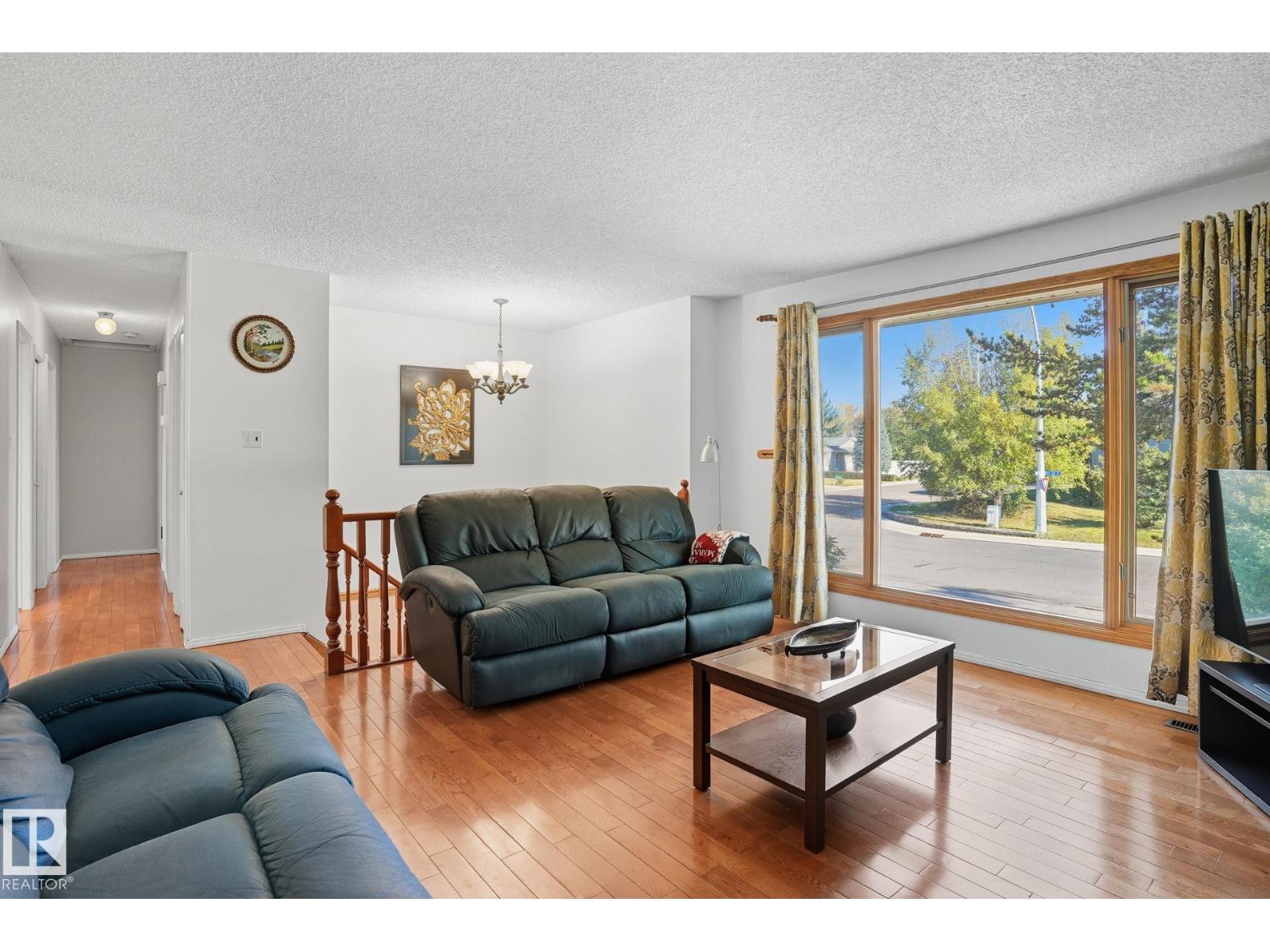 5508 54 St, Beaumont, Alberta  T4X 1A3 - Photo 5 - E4468837