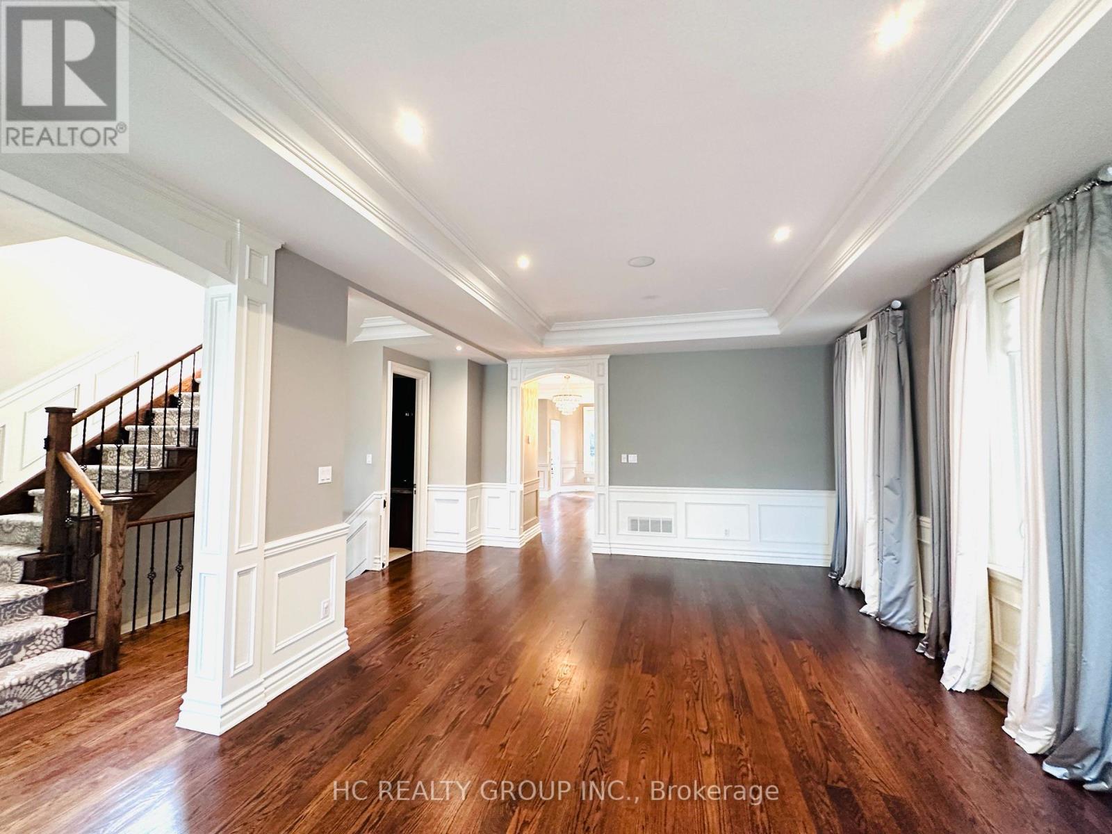 546 Melrose Avenue, Toronto, Ontario  M5M 2A3 - Photo 3 - C12655318