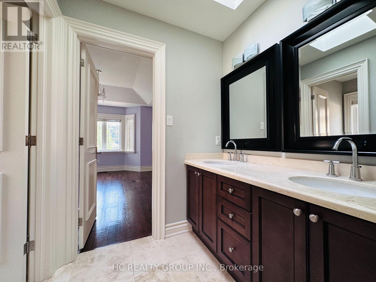 546 Melrose Avenue, Toronto, Ontario  M5M 2A3 - Photo 9 - C12655318