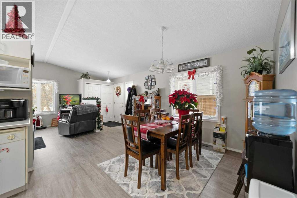 5213b 57 Street, Camrose, Alberta  t4v 2y5 - Photo 4 - A2276354