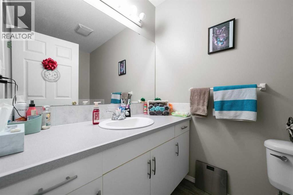 5213b 57 Street, Camrose, Alberta  t4v 2y5 - Photo 10 - A2276354