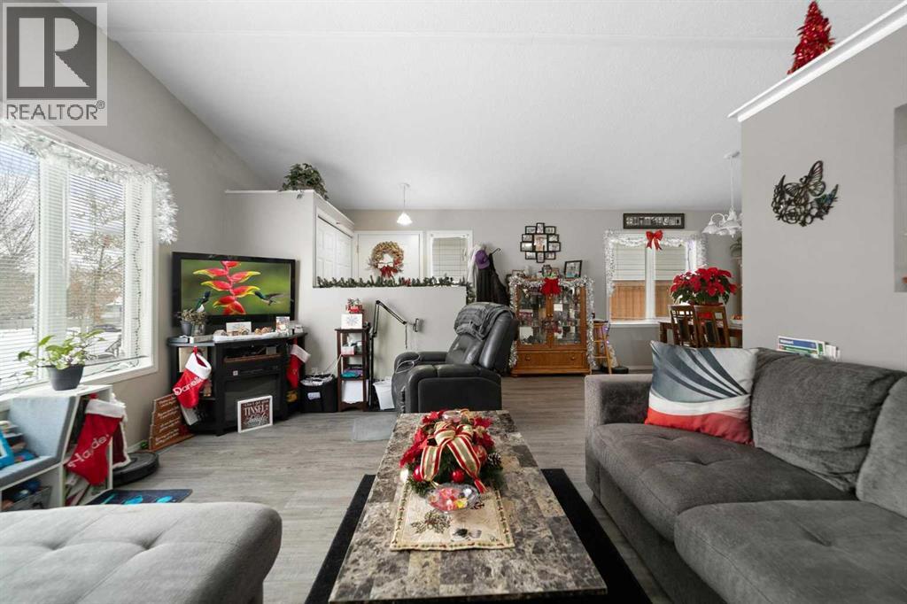 5213b 57 Street, Camrose, Alberta  t4v 2y5 - Photo 8 - A2276354