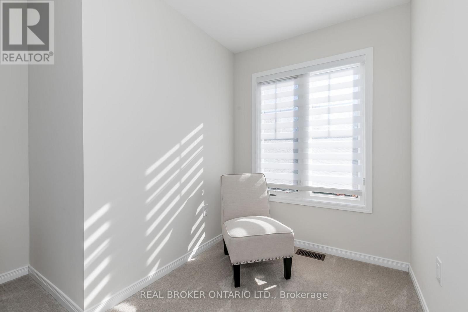 47 Marina Village Drive, Georgian Bay, Ontario  L0K 1S0 - Photo 28 - X12655320