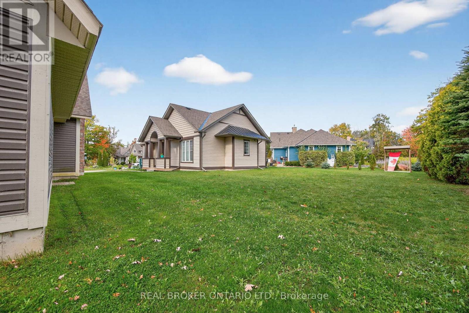 47 Marina Village Drive, Georgian Bay, Ontario  L0K 1S0 - Photo 36 - X12655320