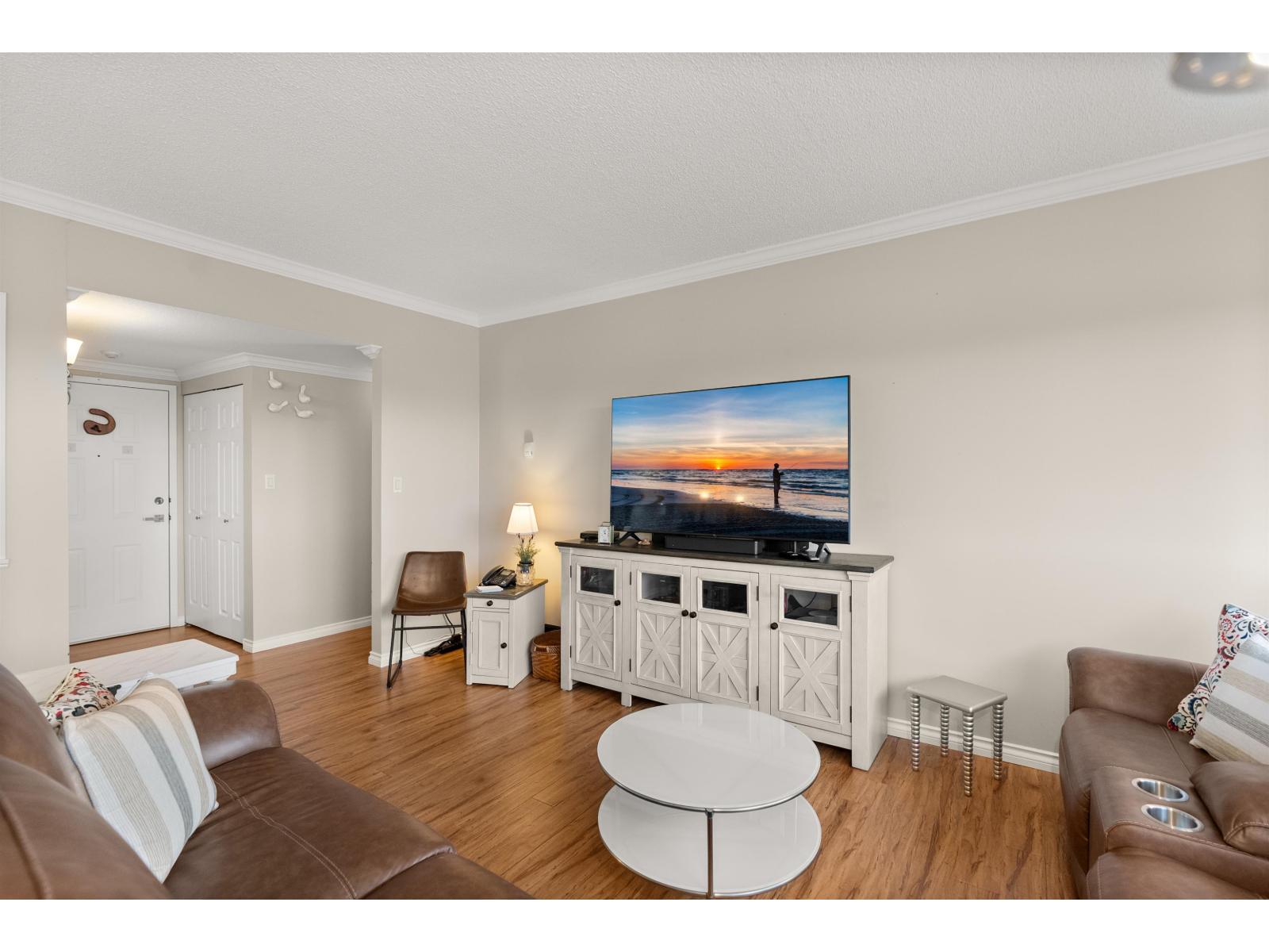 914 31955 Old Yale Road, Abbotsford, British Columbia  V2T 4N1 - Photo 9 - R3075110