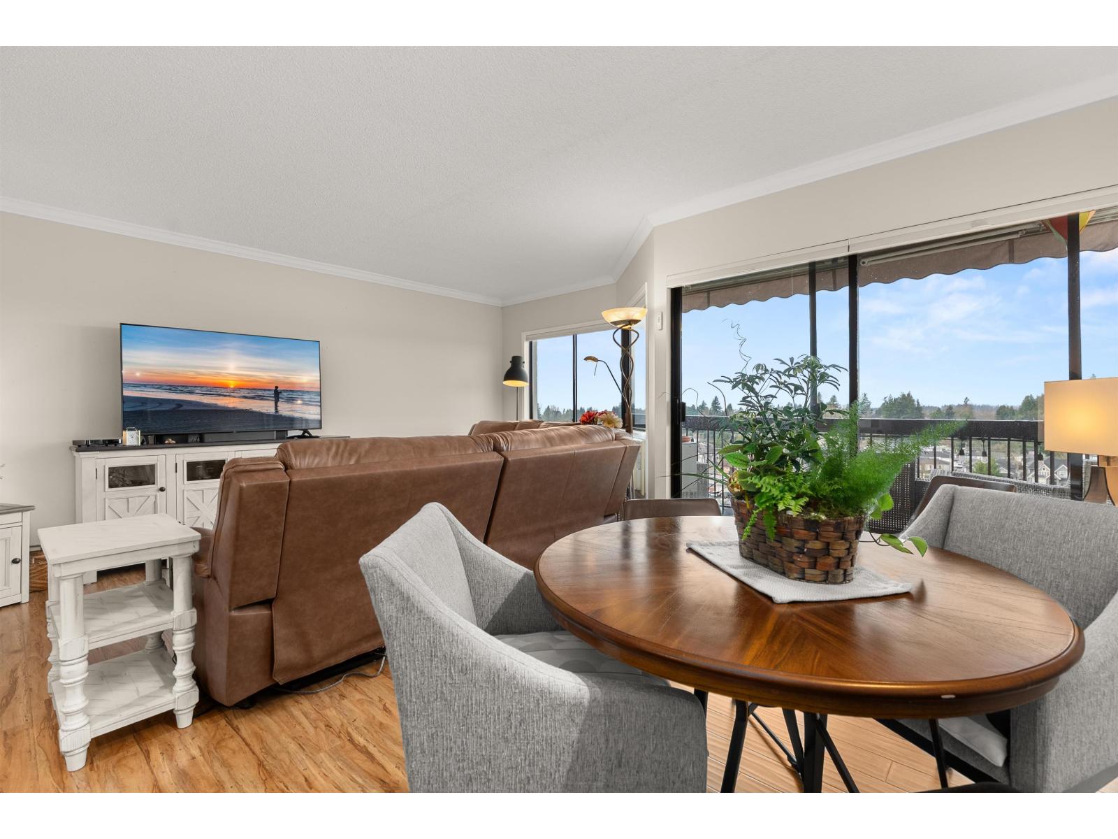 914 31955 Old Yale Road, Abbotsford, British Columbia  V2T 4N1 - Photo 7 - R3075110