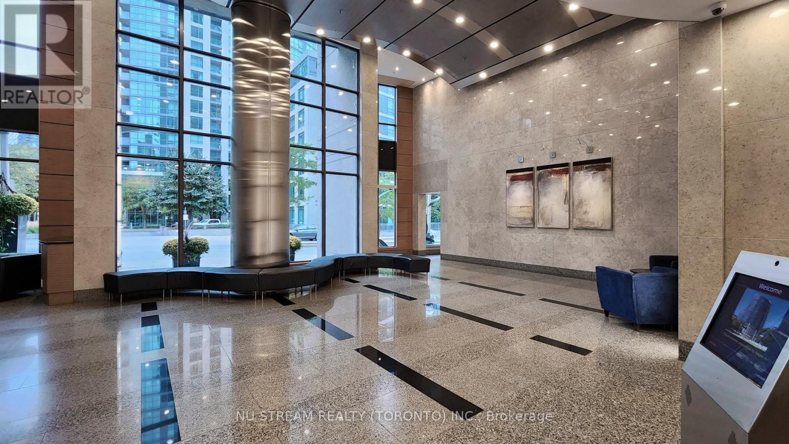 3006 - 219 Fort York Boulevard, Toronto, Ontario  M5V 1B1 - Photo 4 - C12655330