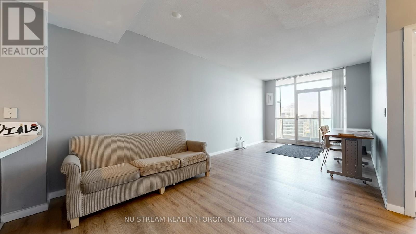 3006 - 219 Fort York Boulevard, Toronto, Ontario  M5V 1B1 - Photo 8 - C12655330