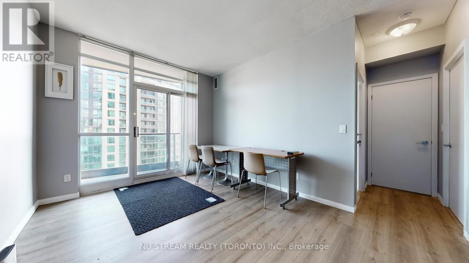 3006 - 219 Fort York Boulevard, Toronto, Ontario  M5V 1B1 - Photo 9 - C12655330