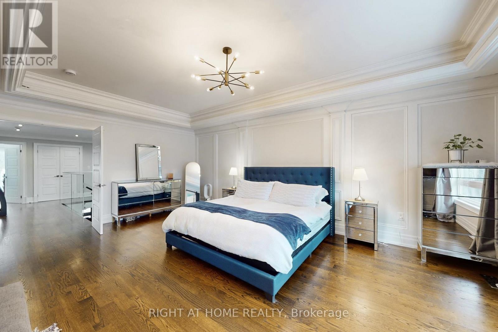 129 Meadowbank Road, Toronto, Ontario  M9B 5E2 - Photo 20 - W12655322