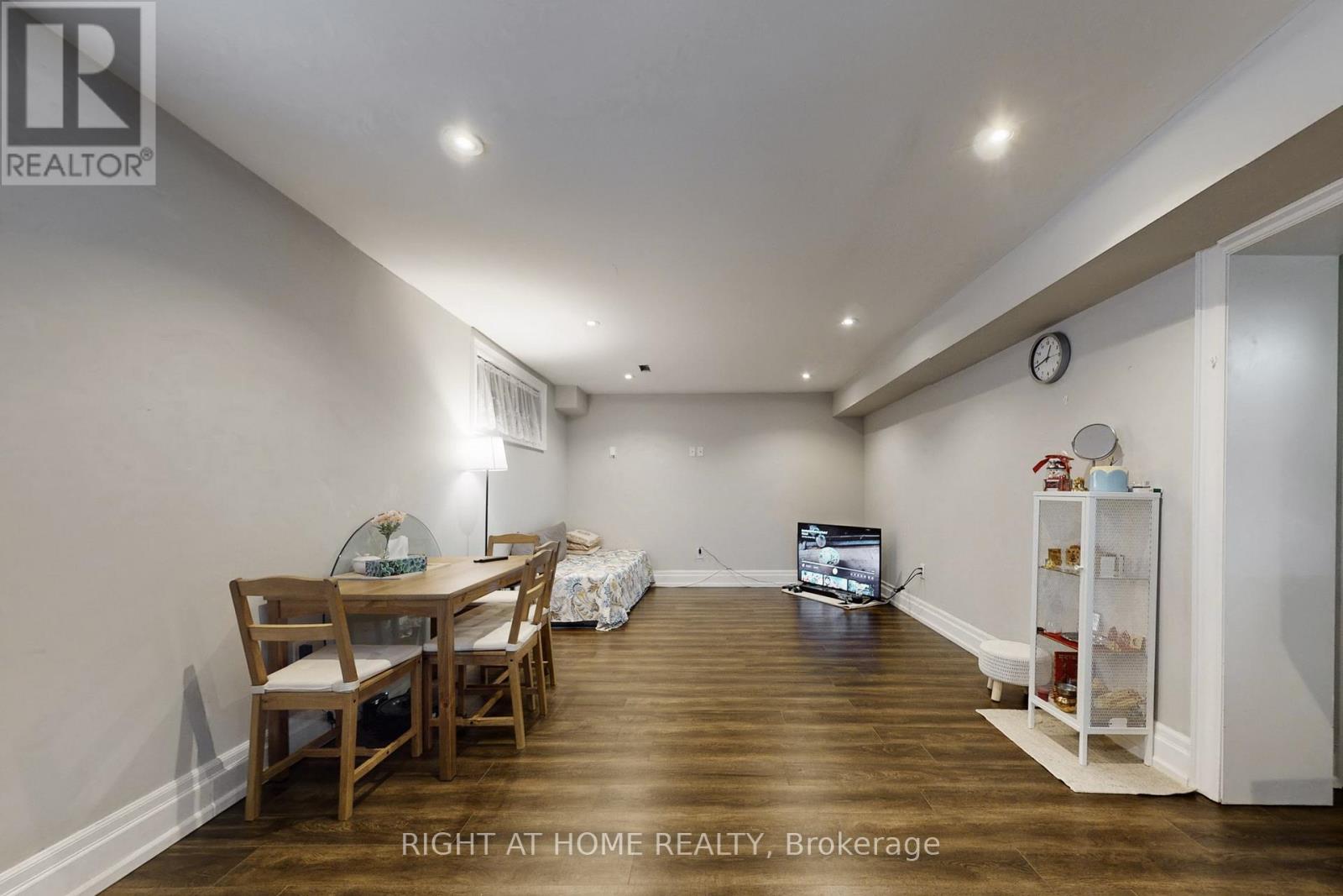 129 Meadowbank Road, Toronto, Ontario  M9B 5E2 - Photo 40 - W12655322